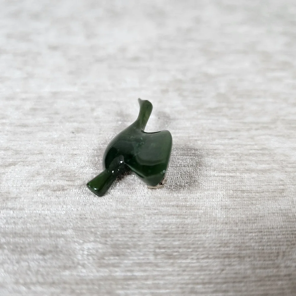 Vintage dark green JADE Flying Goose Duck Pin Brooch